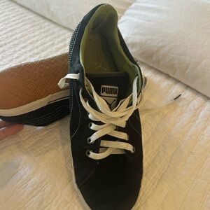 Puma Black and White Men's Sneakers with Green Accents